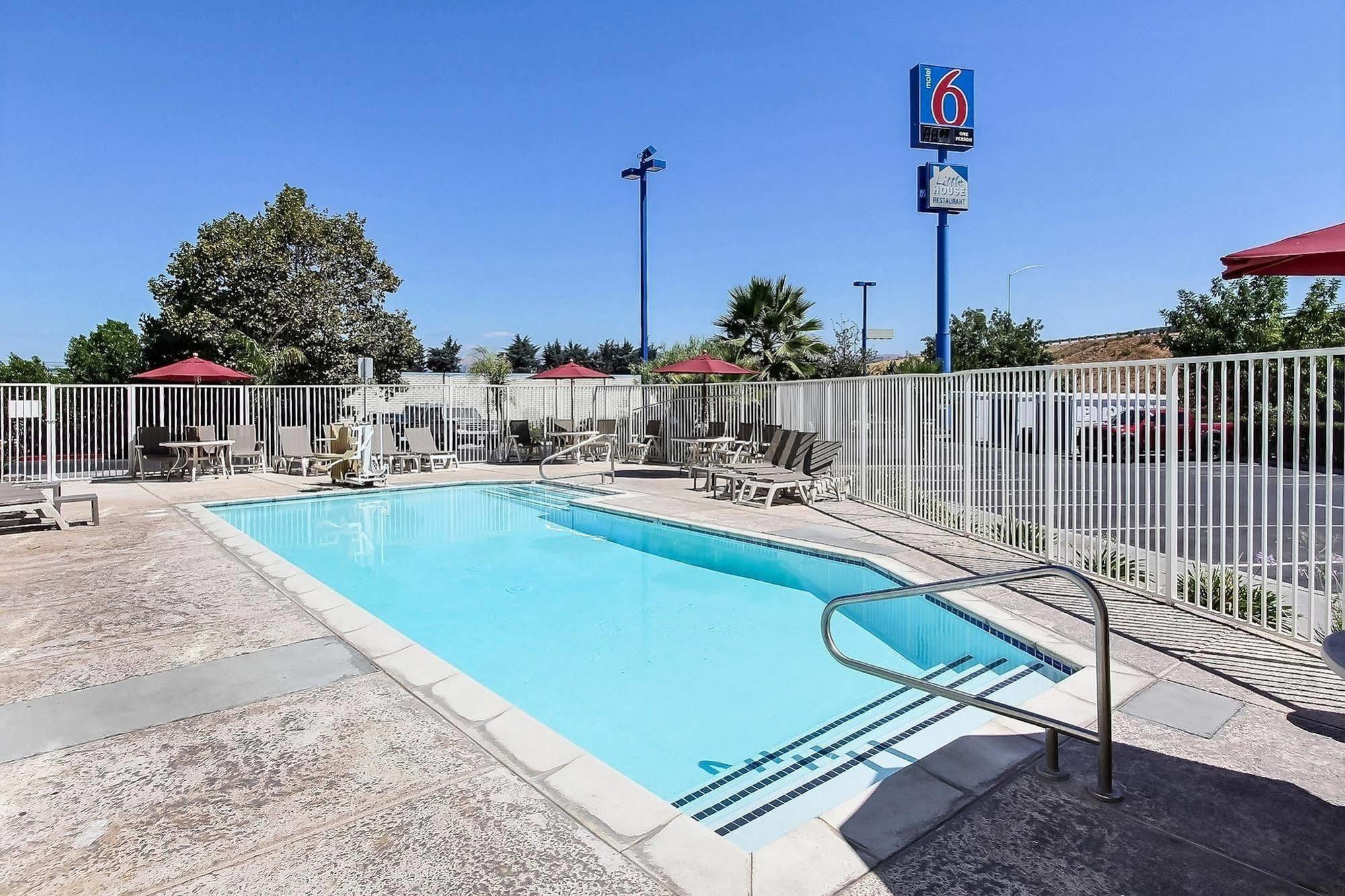 Motel 6-Gilroy, Ca Екстер'єр фото